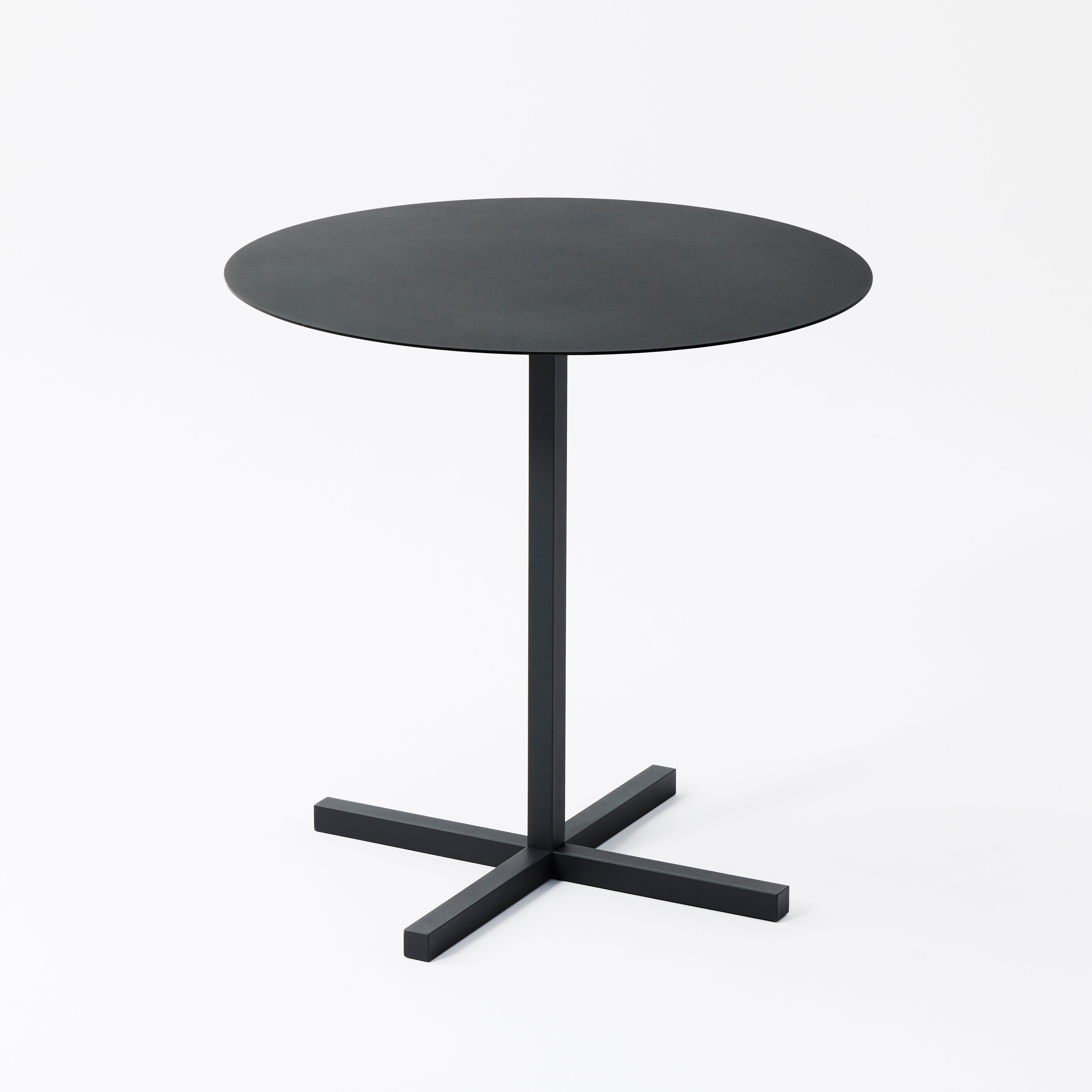 SOLID STEEL DINER TABLE ROUND