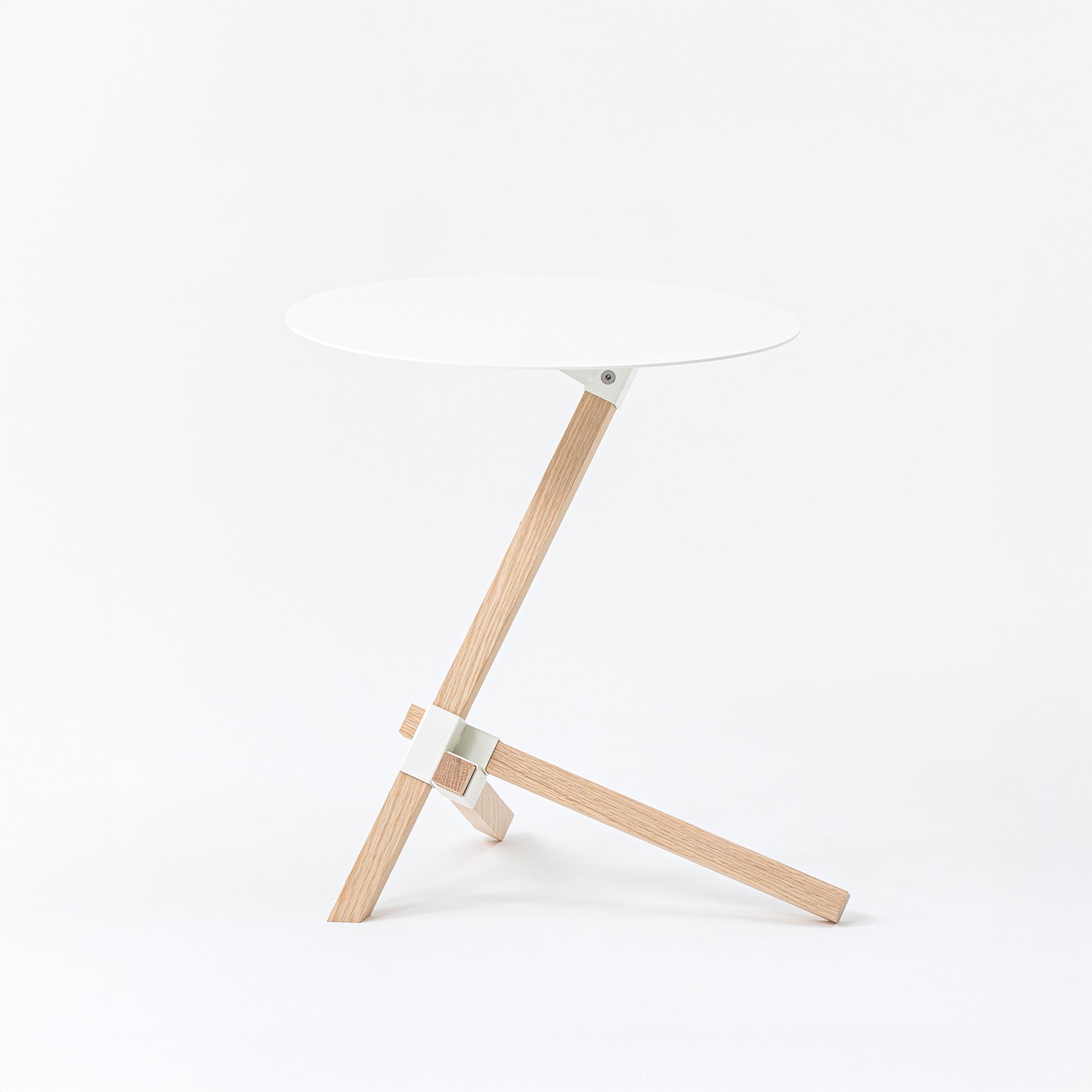 TRE SIDE TABLE